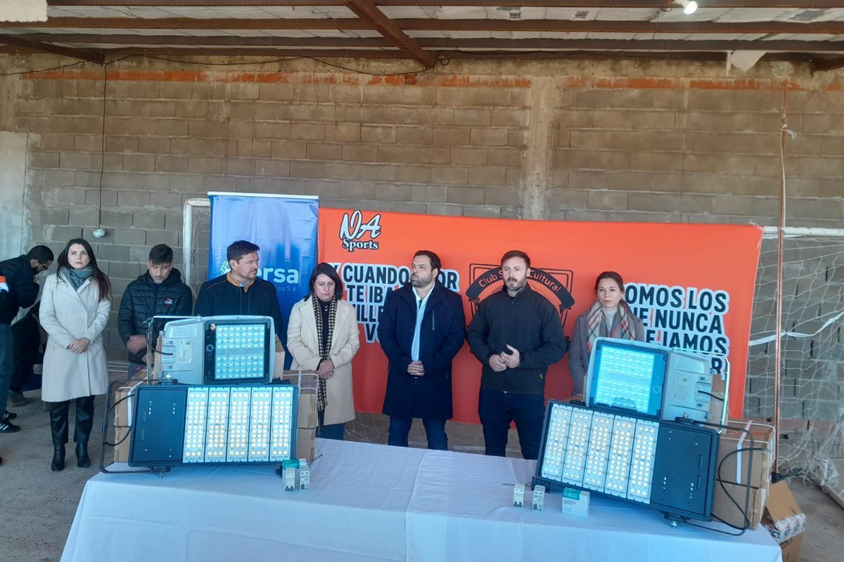 El acto se llev&oacute; a cabor en el club del barrio Villa Zorraqu&iacute;n