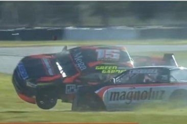 El momento exacto del impacto donde el entrerriano Martínez dio varios giros. El momento exacto del impacto donde el entrerriano Martínez dio varios giros.