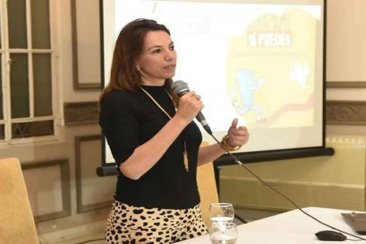 La ex funcionaria denunció internas en su área. La ex funcionaria denunció internas en su área.