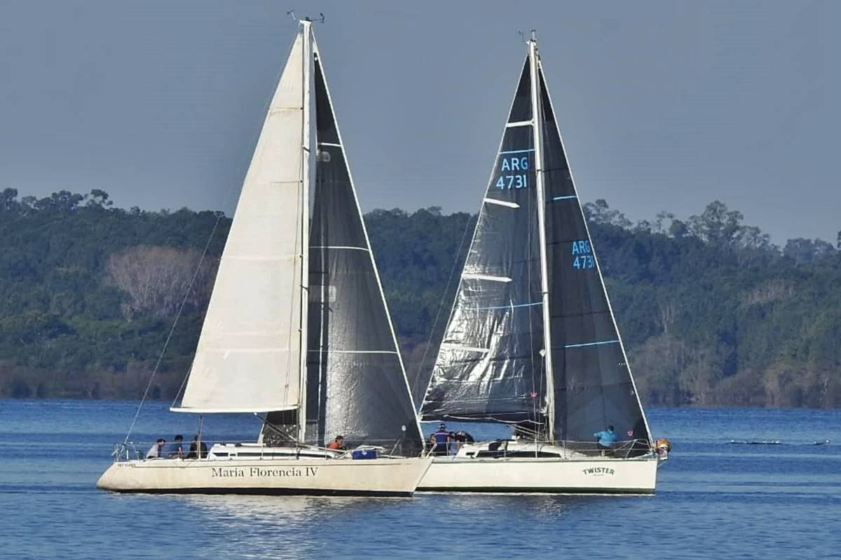 Campeonato Concordia Yacht Club en el Lago Salto Grande Campeonato Concordia Yacht Club en el Lago Salto Grande