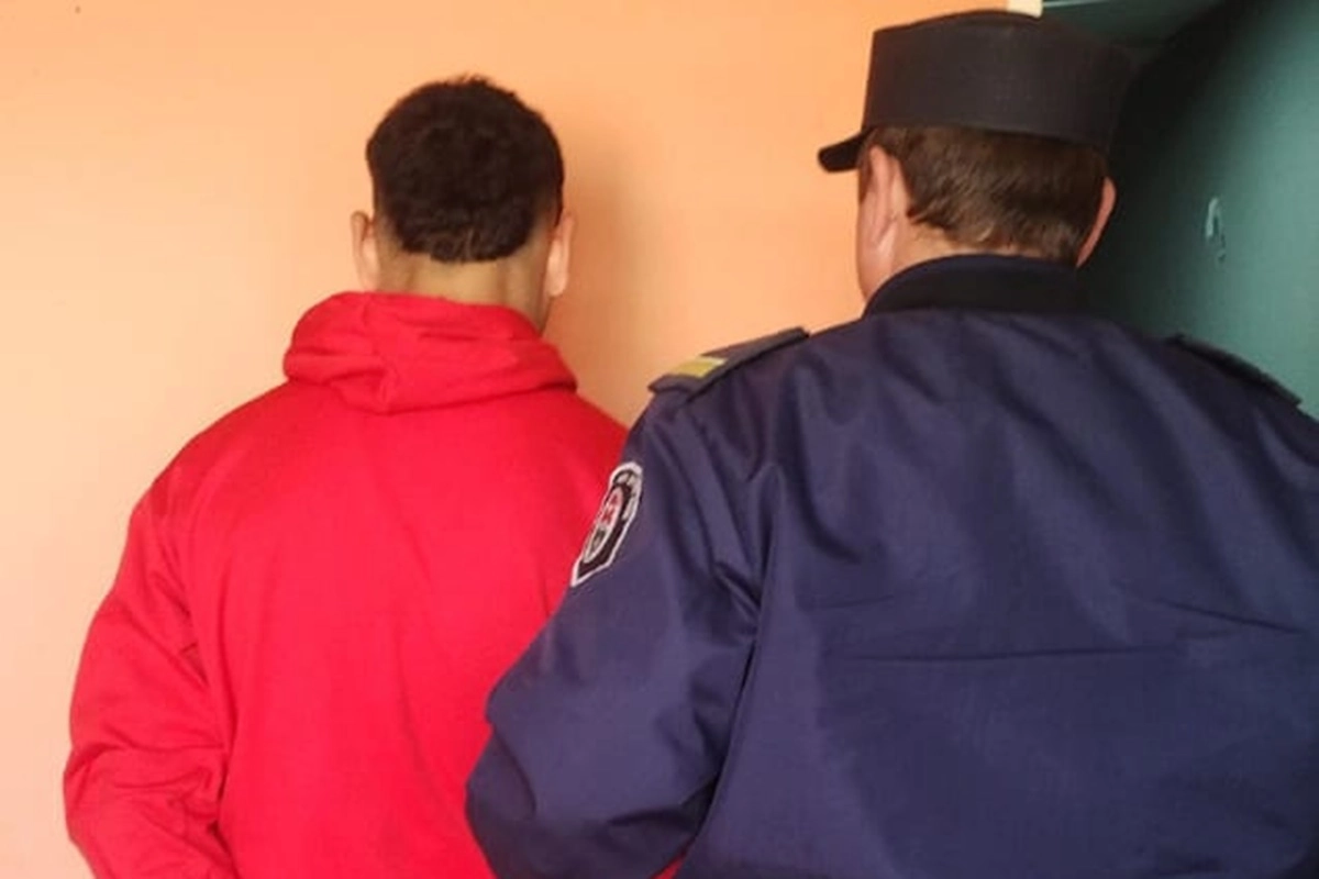 El joven agredió verbalmente a su ex pareja. El joven agredió verbalmente a su ex pareja.
