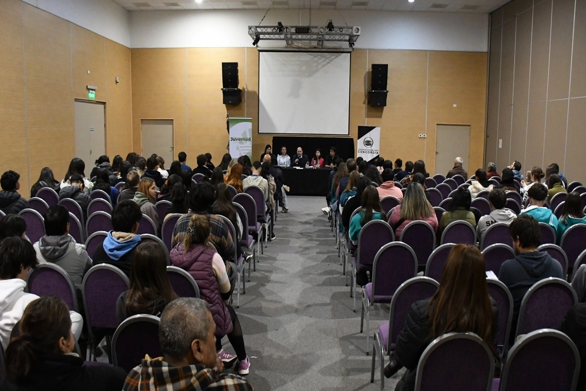 Participarán alrededor de 40 establecimientos educativos. Participarán alrededor de 40 establecimientos educativos.