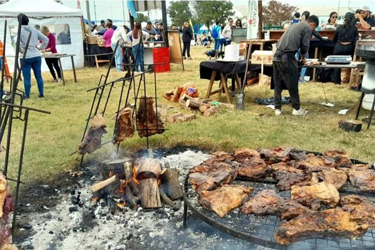 estival de Sabores "A La Olla" 2024. estival de Sabores "A La Olla" 2024.