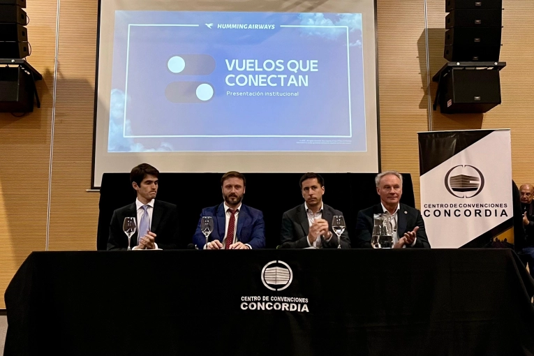 La aerolínea interesada en Concordia anticipó frecuencias y precio promocional