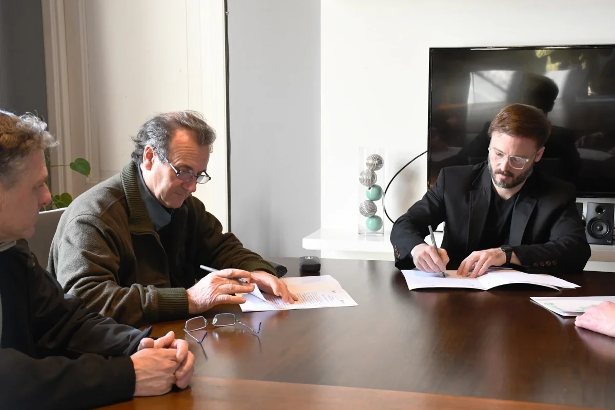 Citricultores firmaron un convenio de prevención del HLB Citricultores firmaron un convenio de prevención del HLB