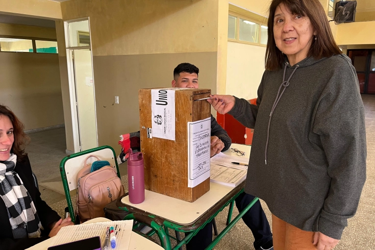 Con ocho puntos de votación en todo el departamento se desarrolló la elección interna de la UCR