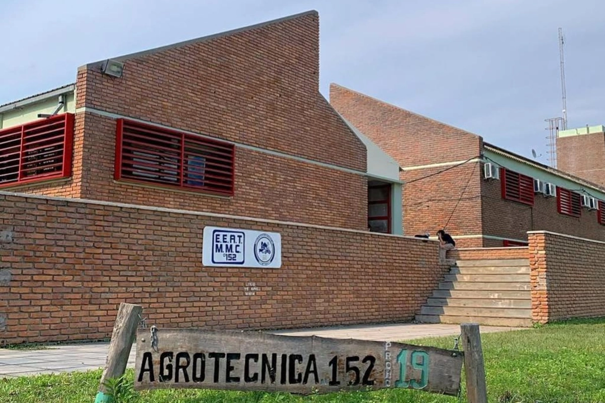 Este miércoles volverá a funcionar el comedor de la escuela. Este miércoles volverá a funcionar el comedor de la escuela.