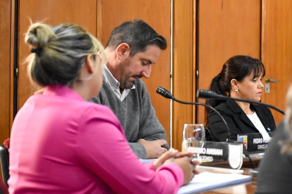 El edil presentó en más de una oportunidad discrepancias con sus pares del bloque. El edil presentó en más de una oportunidad discrepancias con sus pares del bloque.
