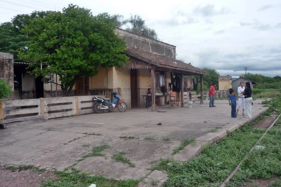 La estación ferroviaria abandonada en Cabeza de Buey, Salta.
