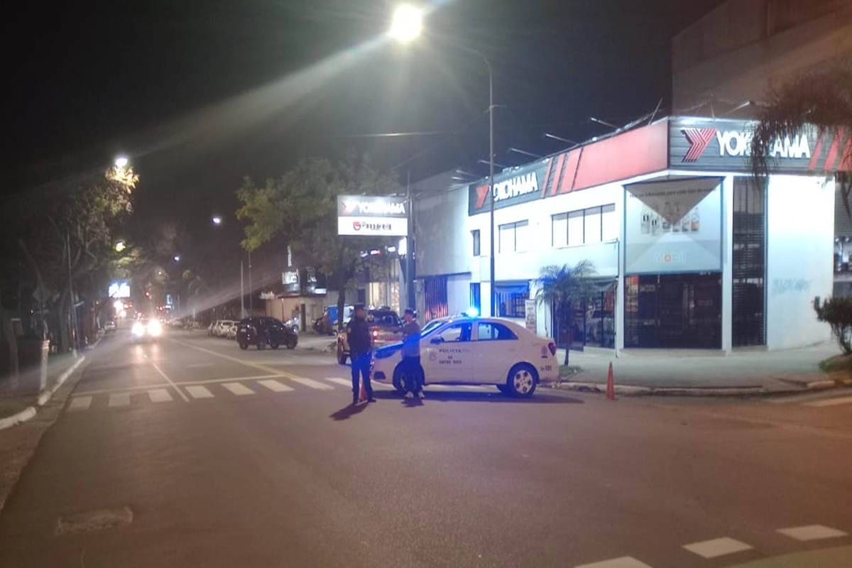 El accidente se produjo sobre la Av. Eva Perón. El accidente se produjo sobre la Av. Eva Perón.