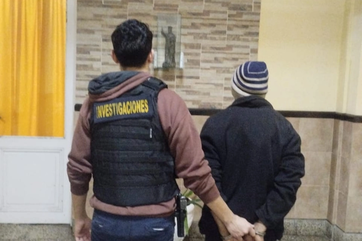 Se incautaron veintinueve envoltorios de cocaína, entre otros elementos. Se incautaron veintinueve envoltorios de cocaína, entre otros elementos.