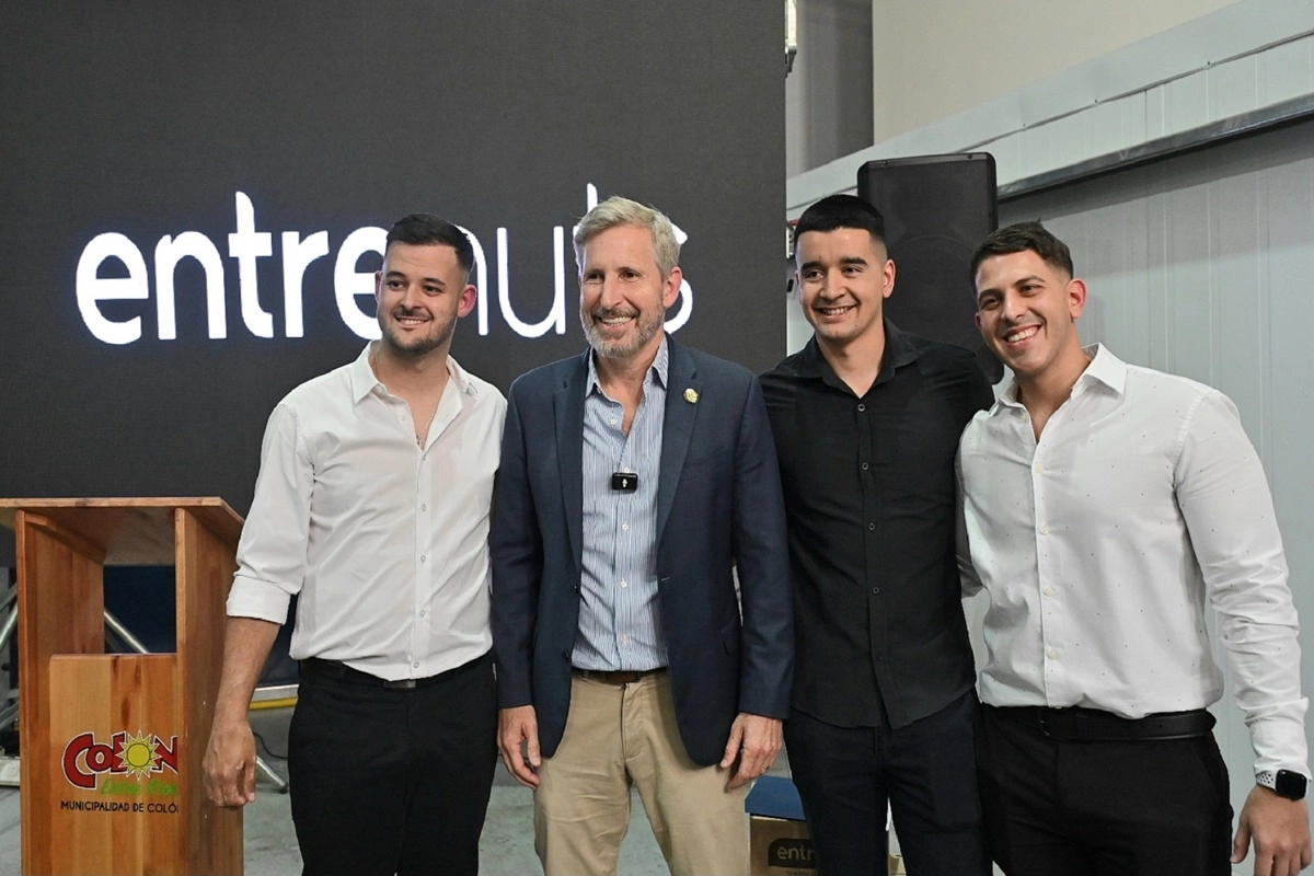Se destacó las inversiones y la generación de nuevos puestos de trabajo. Se destacó las inversiones y la generación de nuevos puestos de trabajo.