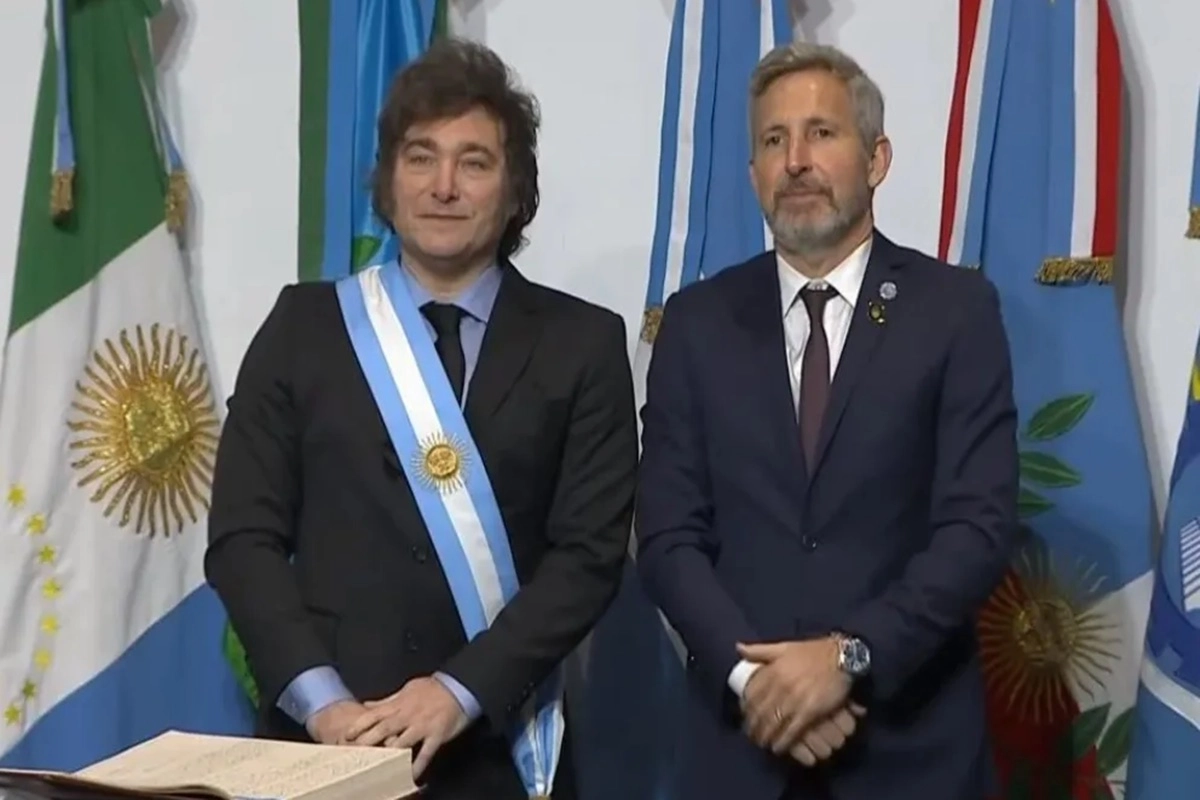 Chaco, Santa Fe y Misiones también fueron beneficiadas de recibir fondos. Chaco, Santa Fe y Misiones también fueron beneficiadas de recibir fondos.