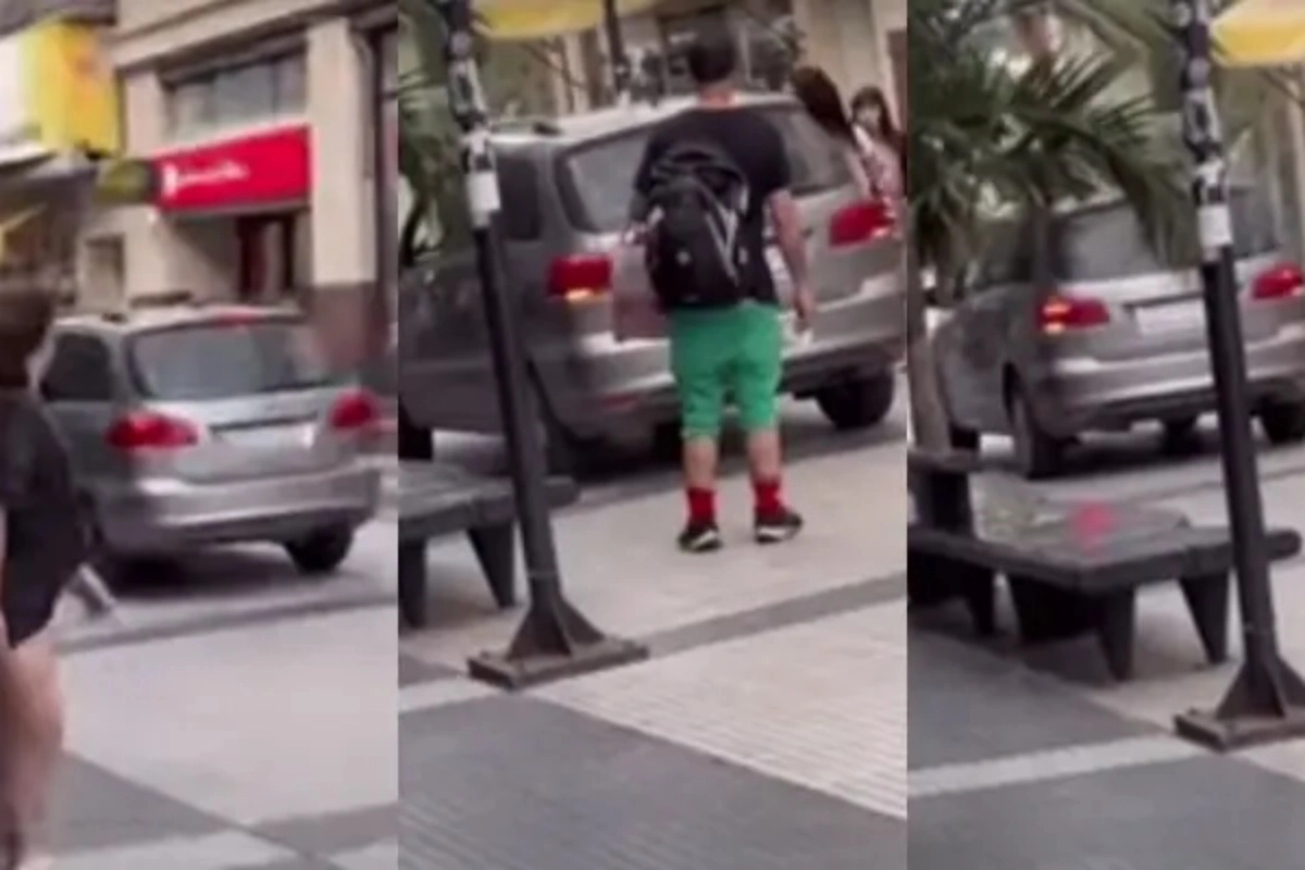 La mujer intentó cortar camino por la peatonal. La mujer intentó cortar camino por la peatonal.