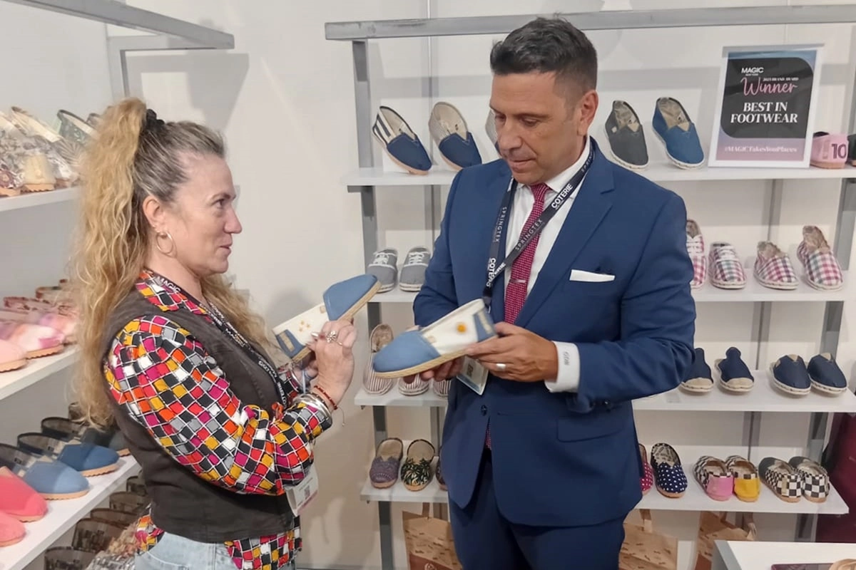 La Rosa Blanca se consolidó en la fabricación de alpargatas de diseño. La Rosa Blanca se consolidó en la fabricación de alpargatas de diseño.