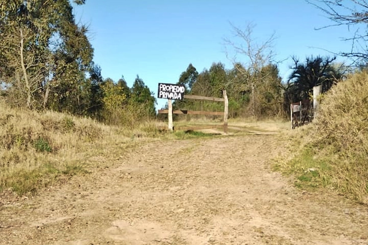 Las citas fueron en ambos casos en un predio camino a La Tortuga Alegre