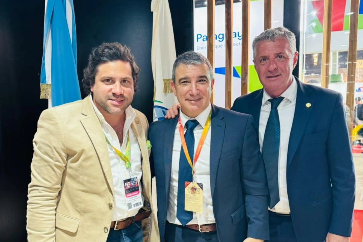 Lapiduz se reunió con el presidente de Aerolíneas Argentinas. Lapiduz se reunió con el presidente de Aerolíneas Argentinas.