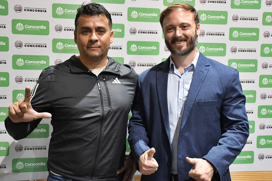 Laumann y el intendente Francisco Azcué.