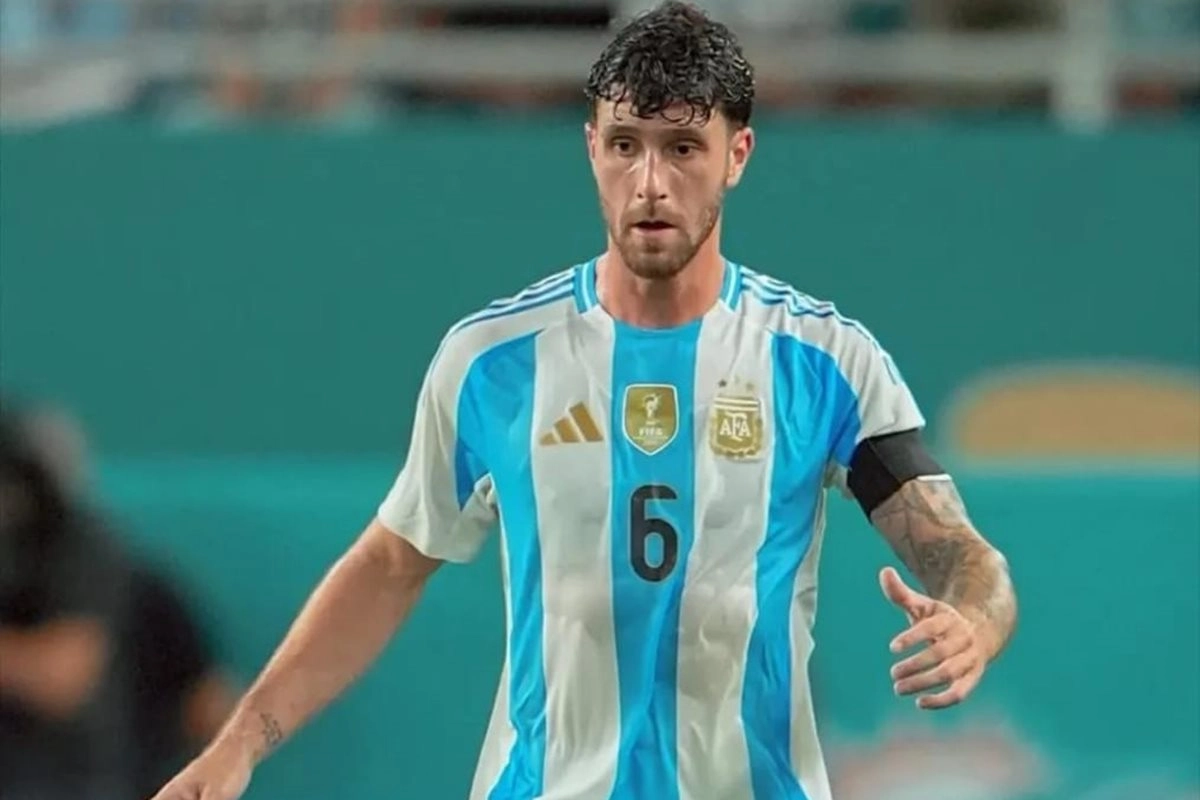 Debut como titular del concordiense Marcos Senesi. Debut como titular del concordiense Marcos Senesi.