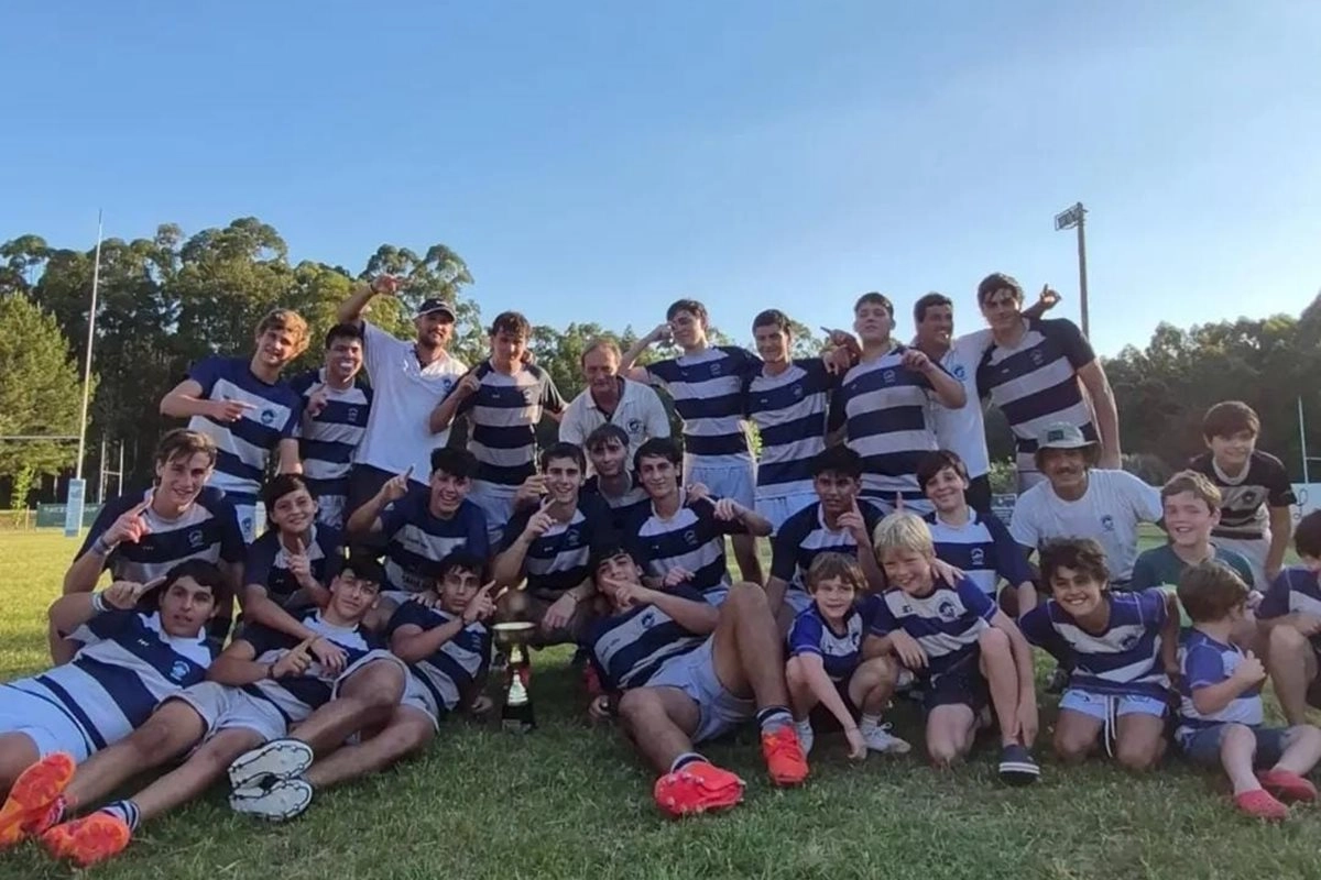 El elenco concordiense campeón en M1. El elenco concordiense campeón en M1.