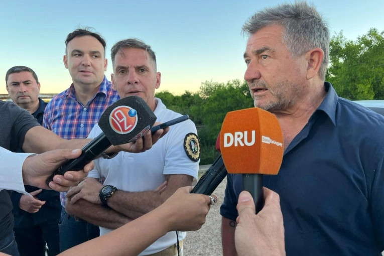 El ministro Roncaglia detalló cómo y qué fue lo que se encontró en el arroyo Yeruá