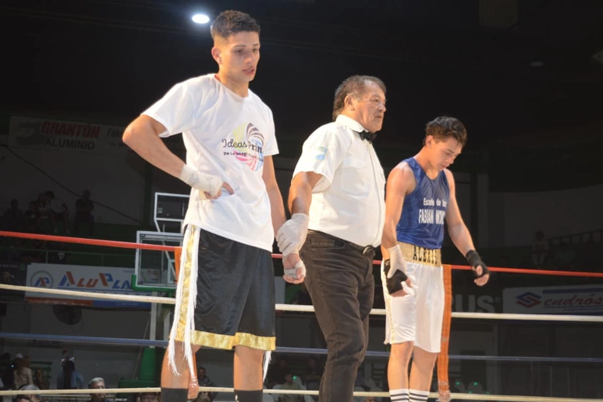 Nueva noche de boxeo en el "Gigante Verde"!. Nueva noche de boxeo en el "Gigante Verde"!.