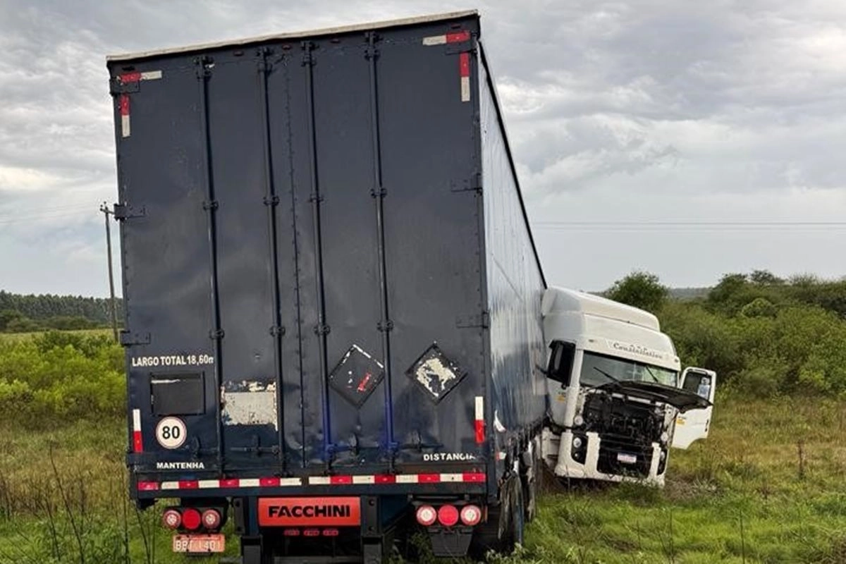 El despiste se produjo en el Km 302 de la Autovía 14. El despiste se produjo en el Km 302 de la Autovía 14.