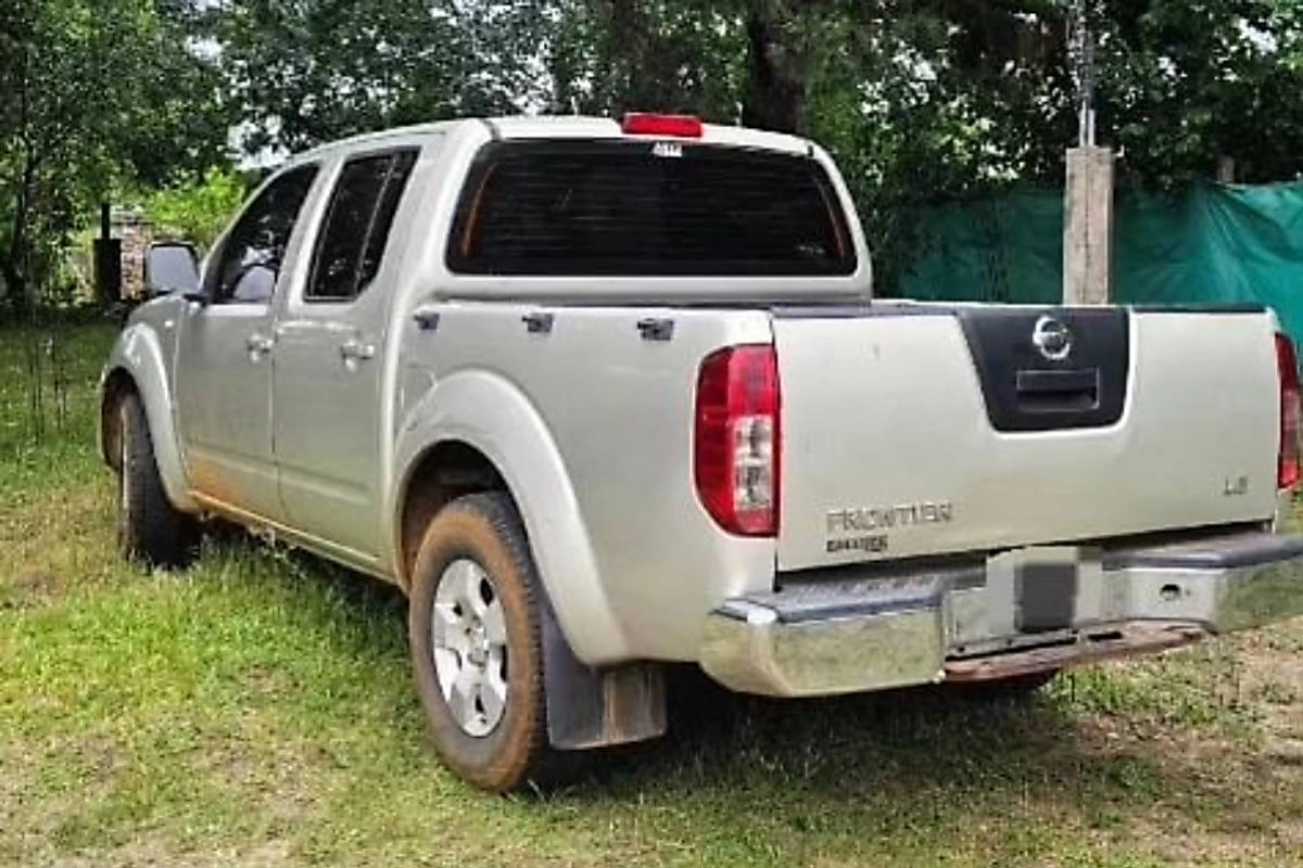 Una de las camionetas secuestradas. Una de las camionetas secuestradas.