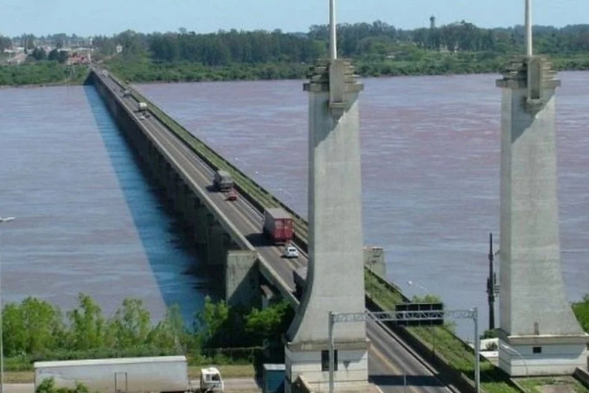Este lunes comenzarán los trabajos en el puente internacional. Este lunes comenzarán los trabajos en el puente internacional.
