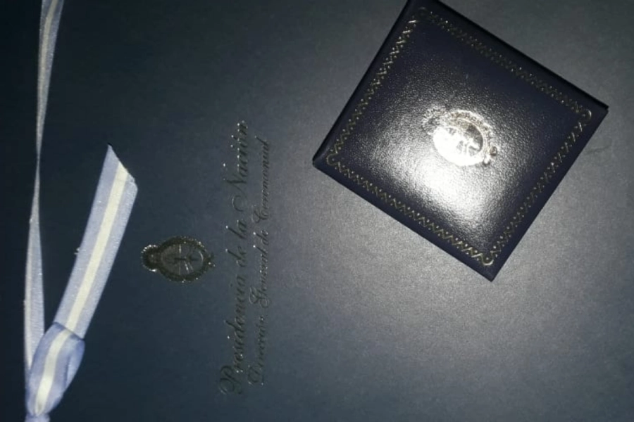 Parte de los presentes recibidos por Ezequiel