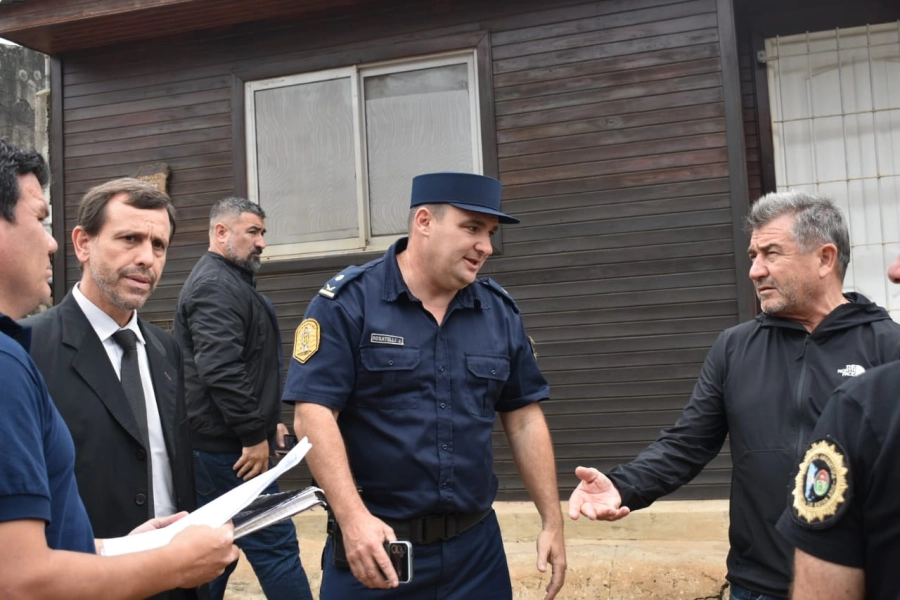 El fiscal Zabaleta, el comisario Rosatelli y el ministro Roncaglia.