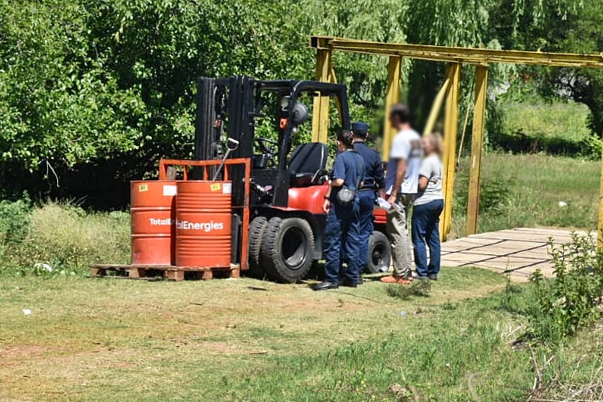 El hombre habría retirado dos mojones de madera para ingresar.