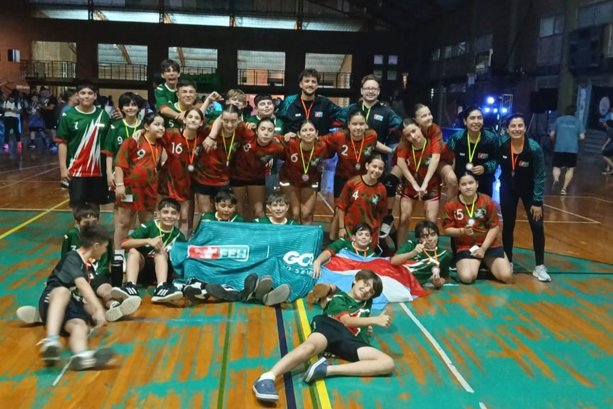 Gran participación de las inferiores del handball entrerriano.