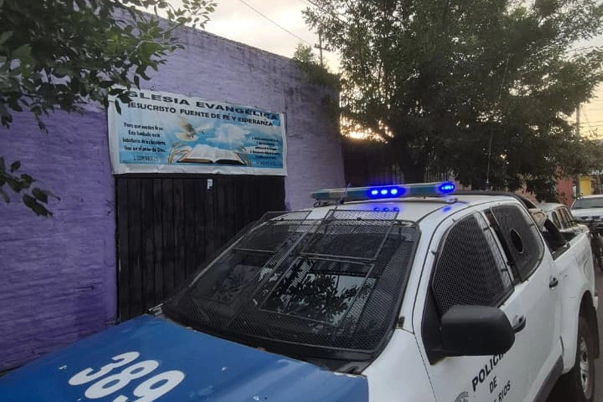 El hombre de 50 años, fue detenido por el presunto delito de tenencia ilegal de arma.