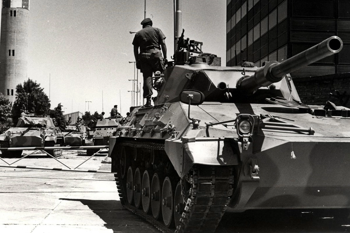 Tanques leales que frenaron el avance de la columna entrerriana