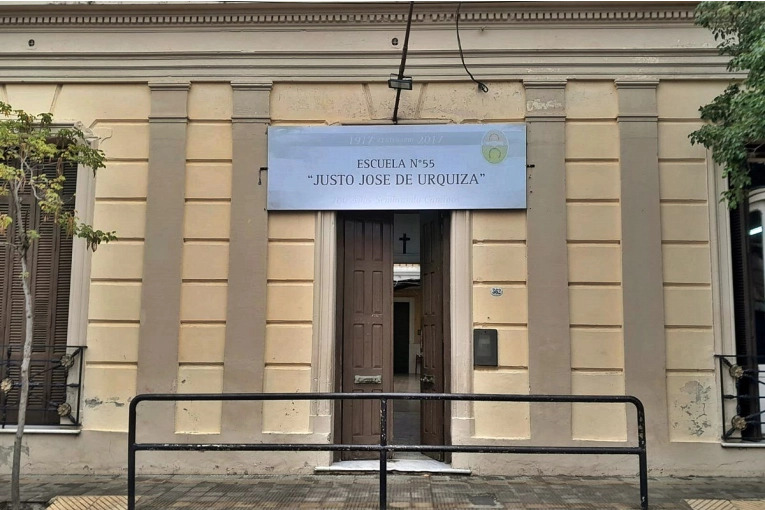Una escuela concordiense pide cajas para una mudanza por obras de refacción
