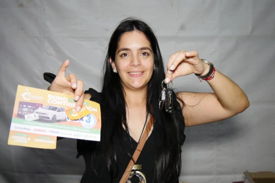 Julia Gaetano, ganadora del auto 0km