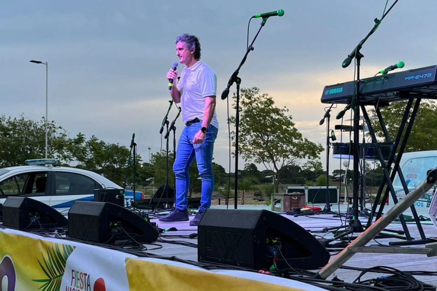 Intendente de FEderaci&oacute;n, Ricardo Bravo