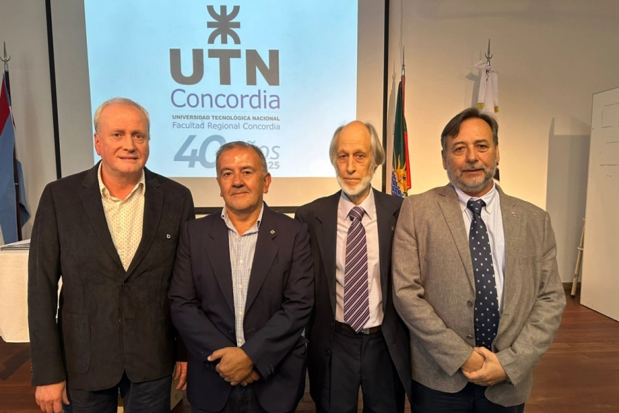 Autoridades salientes y electas de la UTN Concordia