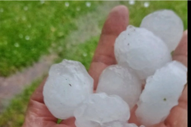 En varias zonas del Departamento Concordia se report&oacute; ca&iacute;da de granizo