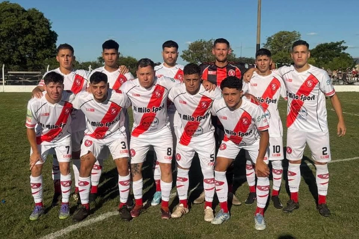 Colegiales igual&oacute; en su visita a Cosmos en Federaci&oacute;n.