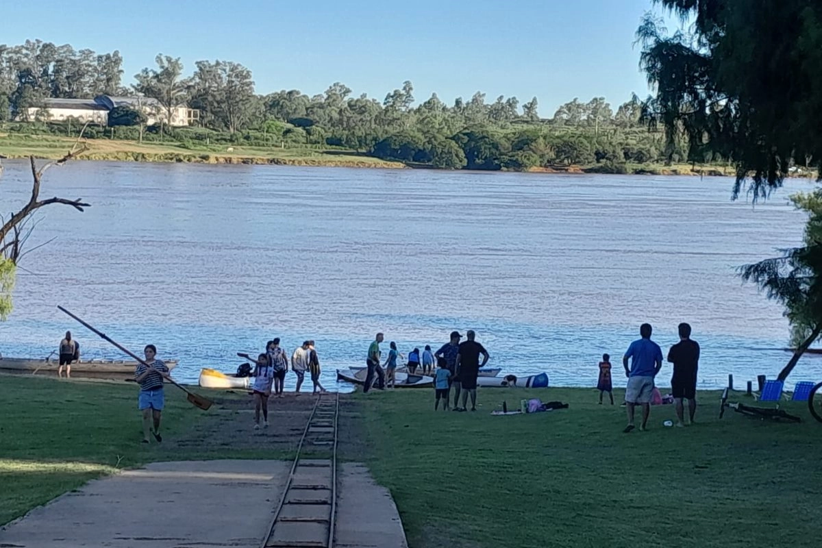 La escuela de remo del Club Regatas dicta clases desde los 10 a&ntilde;os.