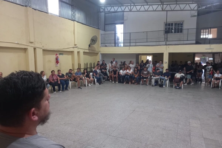 Otro gremio repudi&oacute; la no renovaci&oacute;n de los contratos en el municipio y confirm&oacute; un paro