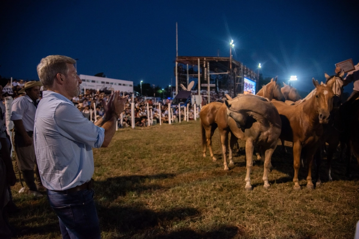 Frigerio visit&oacute; la ciudad de Diamante.