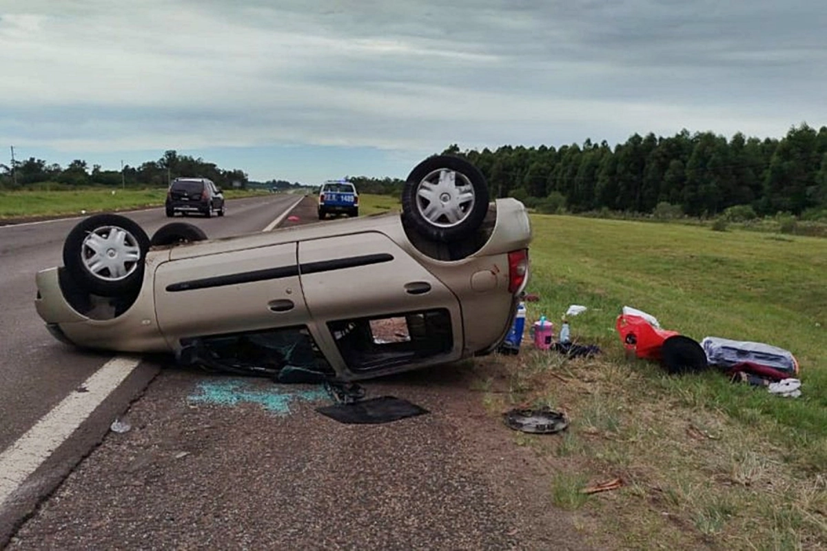 Tres personas lesionadas.