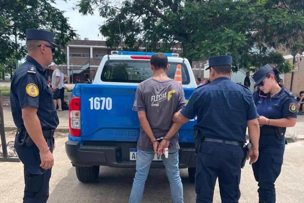 Termin&oacute; detenido tras amenazar a su abuela.