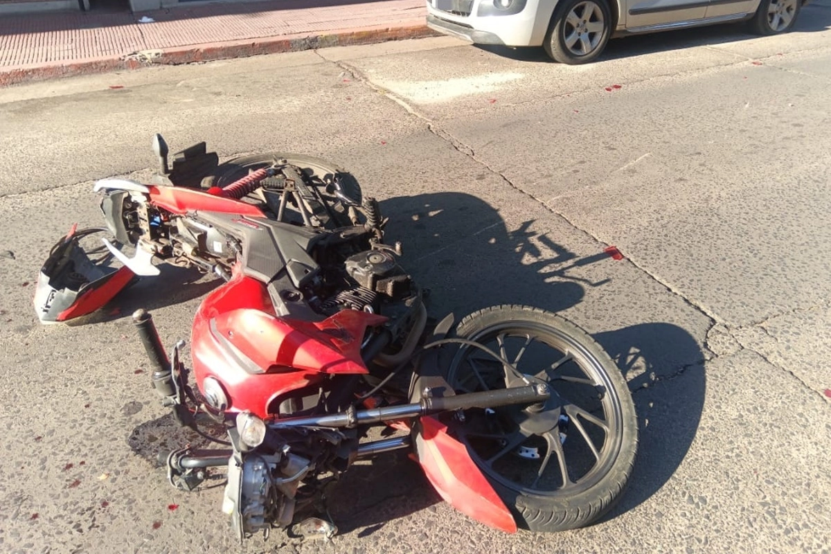 El conductor de la moto debi&oacute; ser trasladado al hospital Masvernat.