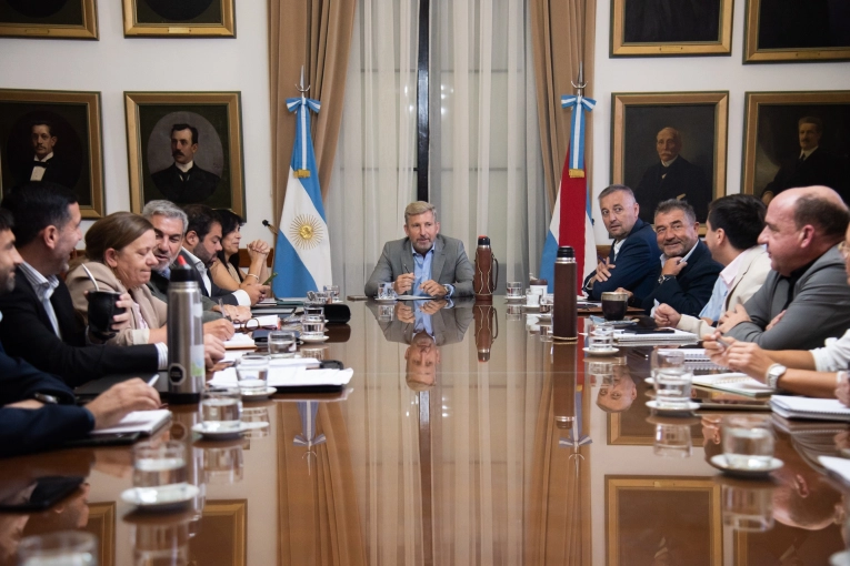 El gobierno definió objetivos para el acto de Caseros, el inicio de clases y el nuevo modelo de salud