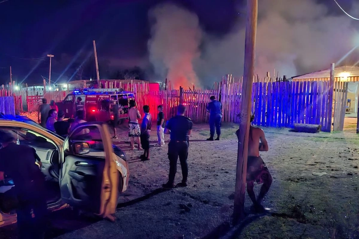 El hecho se produjo por un maple de huevos.