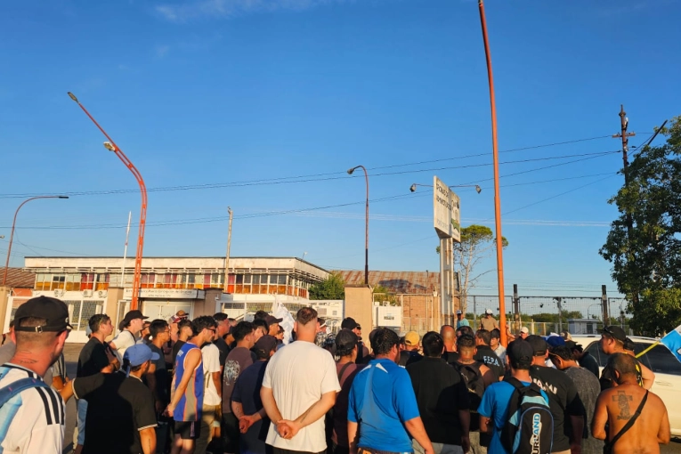 Trabajadores anunciaron el paro de operatividad en el Puerto de Concepci&oacute;n del Uruguay